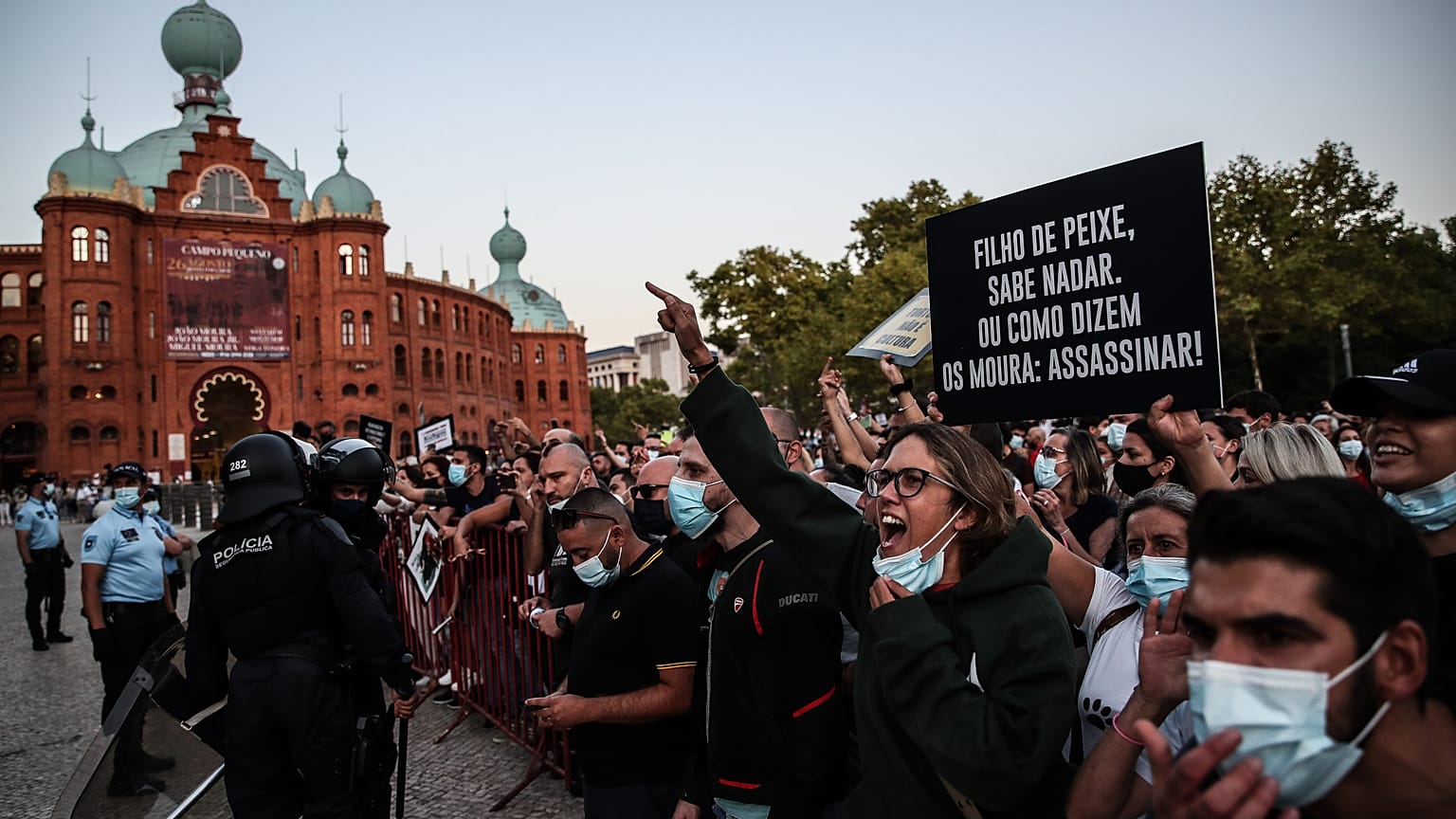 Protesto anti-tourada