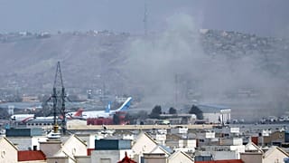 Taliban'ın Afganistan'ın başkenti Kabil'de kontrolü ele geçirmesinin ardından şehirde sık sık saldırı ve patlamalar yaşanıyor.