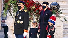 Albert und Charlene von Monaco mit den Zwillingen Gabriella und Jacques