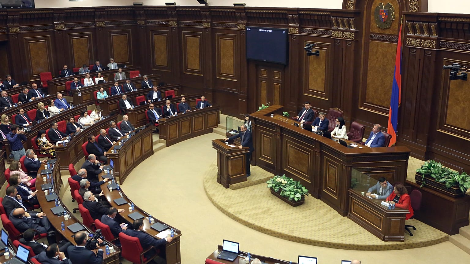 Επεισόδια στη Βουλή της Αρμενίας