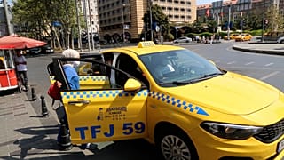 İstanbul'da bin yeni taksi plakası 8. kez reddedildi