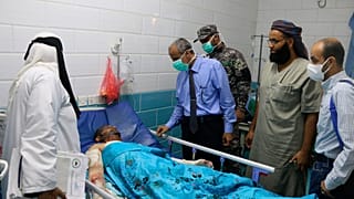 Un des blessés de l'attaque aérienne de la base militaire d'Al-Anad à l'hôpital de Lahj, Yémen, 29 août 2021