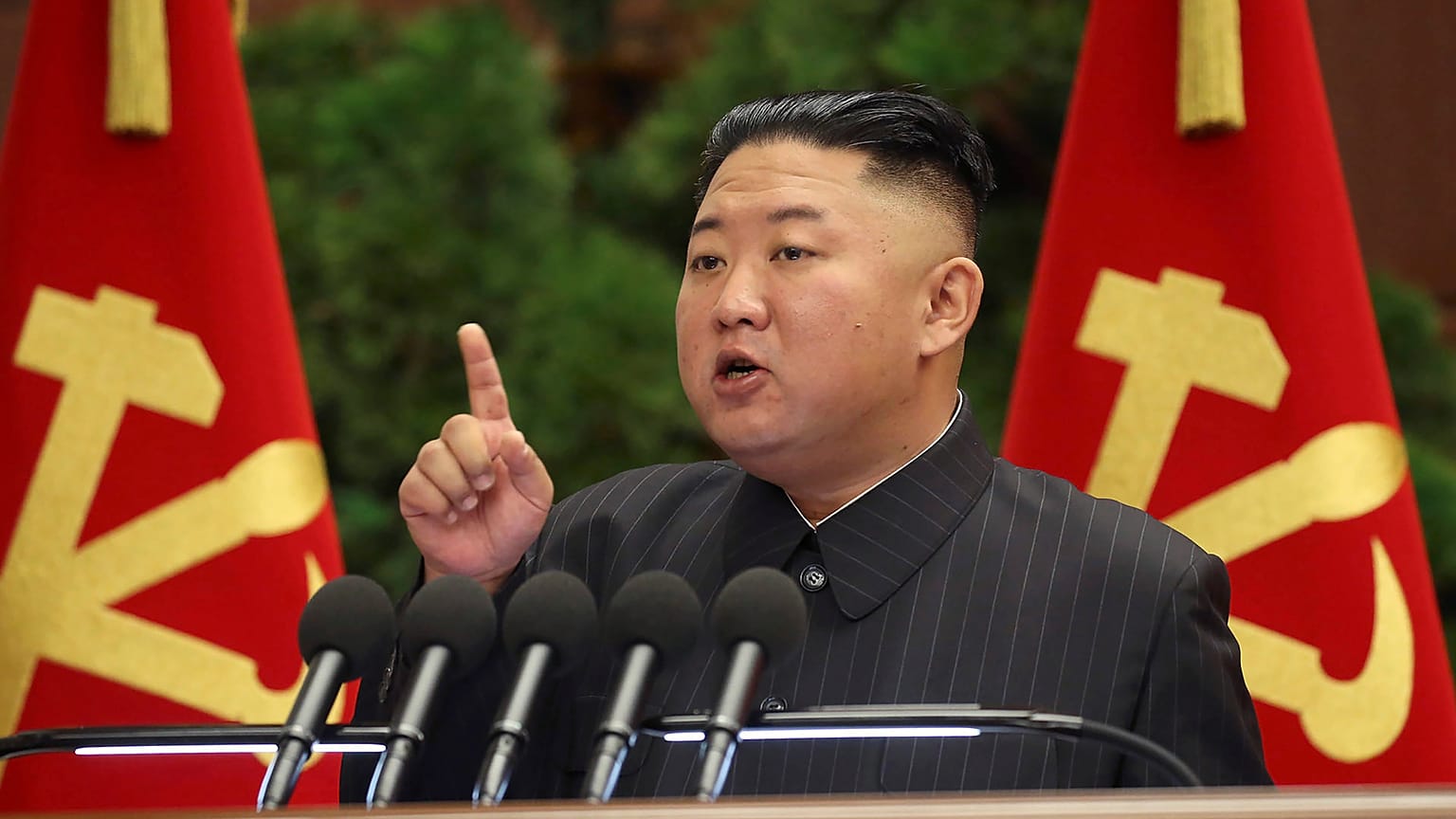  North Korean leader Kim Jong Un speaks during a Politburo meeting of the ruling Workers' Party in Pyongyang, North Korea, June 29, 2021.