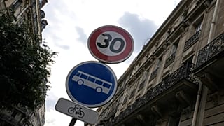 Limitation de la vitesse à 30 km/h à Paris en France, août 2021