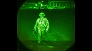 El teniente coronel estadounidense Chris Donahue fue el último soldado en dejar Afganistán