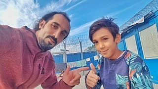 Képkocka a Verzió filmfesztiválon bemutatott videóból - Abouzar Soltani és fia, Armin