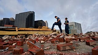 Hurricane Ida wird schwächer