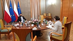 Polonia y Hungría mantienen la presión contra el Estado de Derecho