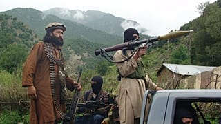 Pakistan Taliban'ına (TTP) mensup militanlar