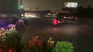 Starkregen in den USA: Wenn aus Straßen Bäche werden