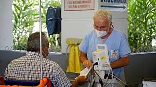 A l'hôpital de Papeete le 20 août