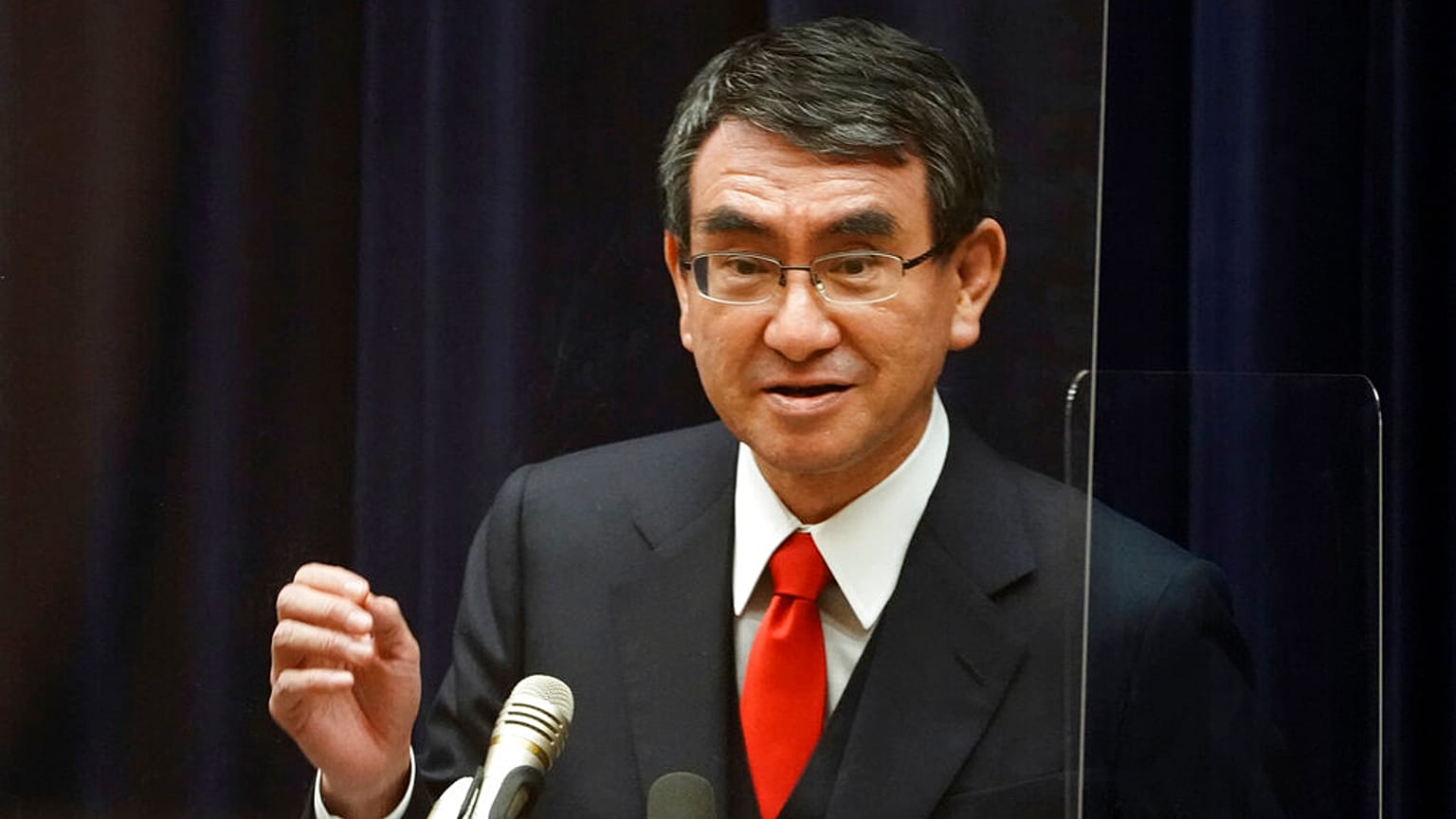 Japonya İdari ve Düzenleyici Reform Bakanı Kono Taro