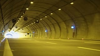  رکورد تازه عبور با هواپیما از تونل زمینی در استانبول شکسته شد