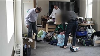 Refugiados de Afganistán | Una nueva vida llena de incertidumbre