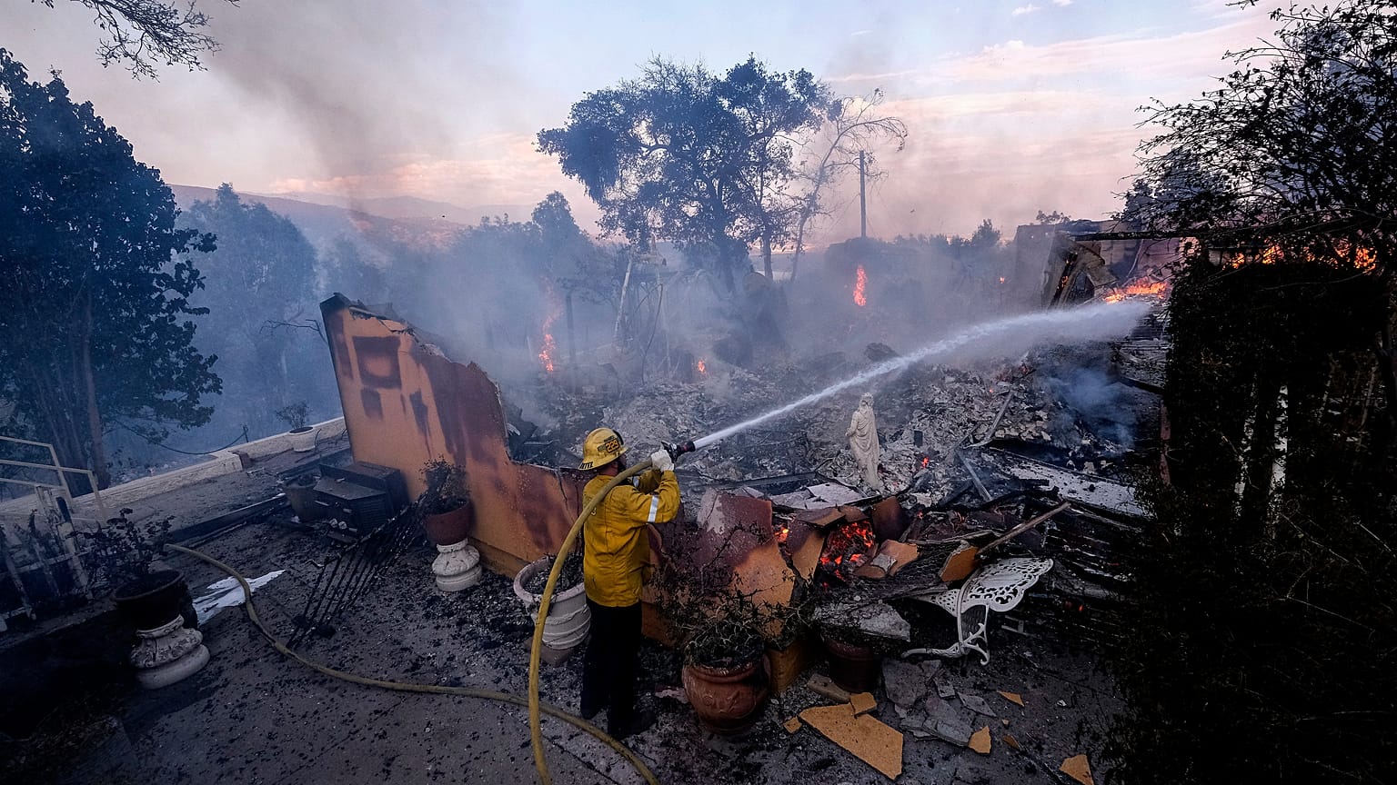Medical experts have warned that a rise in global temperatures above 1.5C would cause "catastrophic harm" to human health and the natural world.