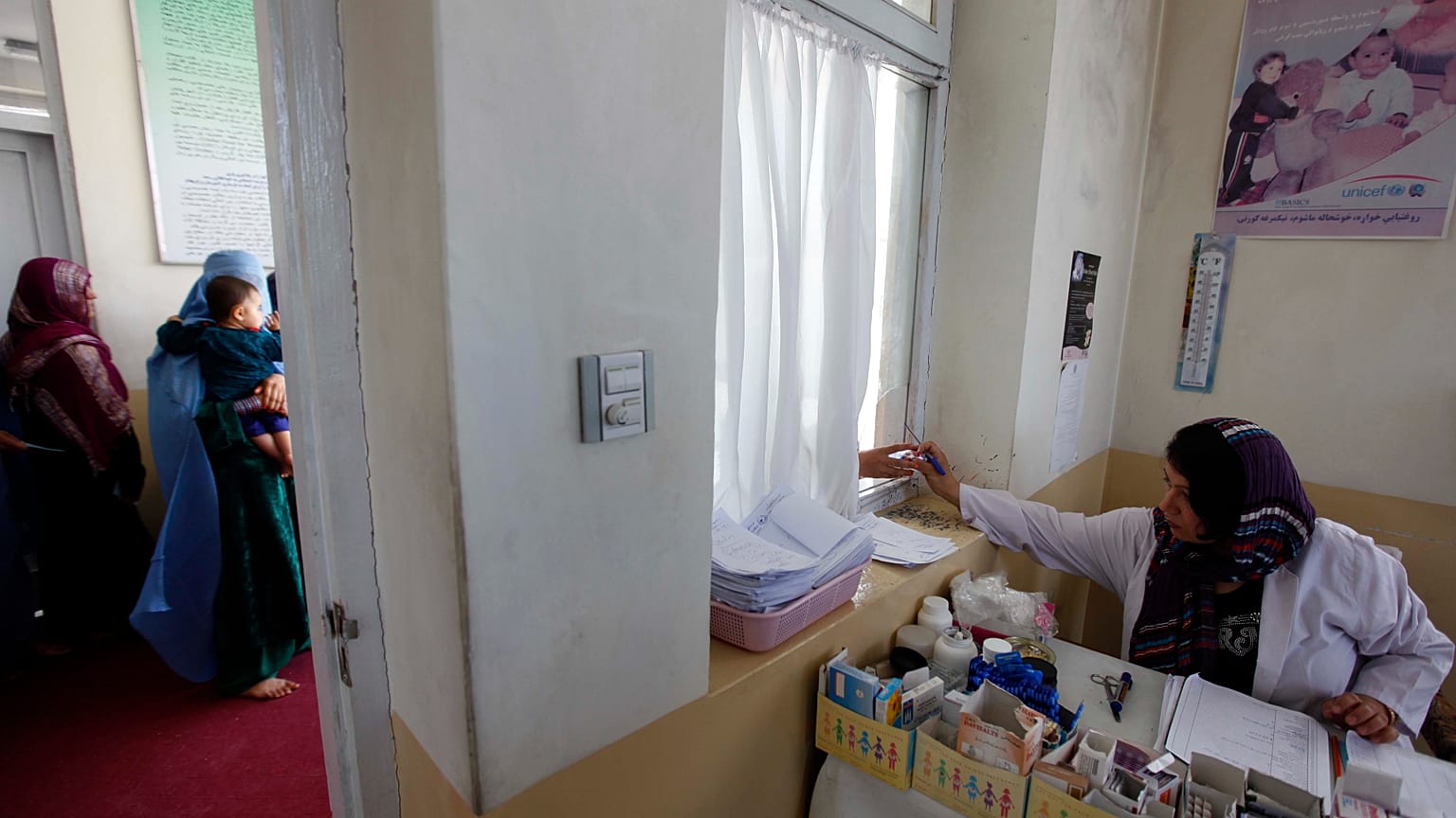 Afganistan'ın başkenti Kabil'de bir klinik (arşiv)