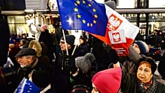 Tüntetés a jogi reform ellen varsóban 2020 januárjában
