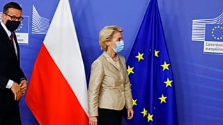 Bruselas quiere imponer una multa diaria a Polonia