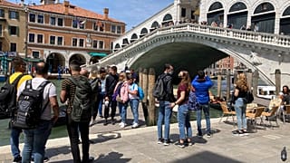 Венеция: мост Риальто открылся после реставрации