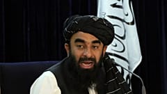 المتحدث باسم الحكومة الأفغانية ذبيح الله مجاهد
