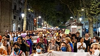 Protestas continúan en España pese a falsa agresión homófoba