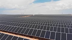 New Mexico'daki güneş enerjisi üretim yerleşkesi