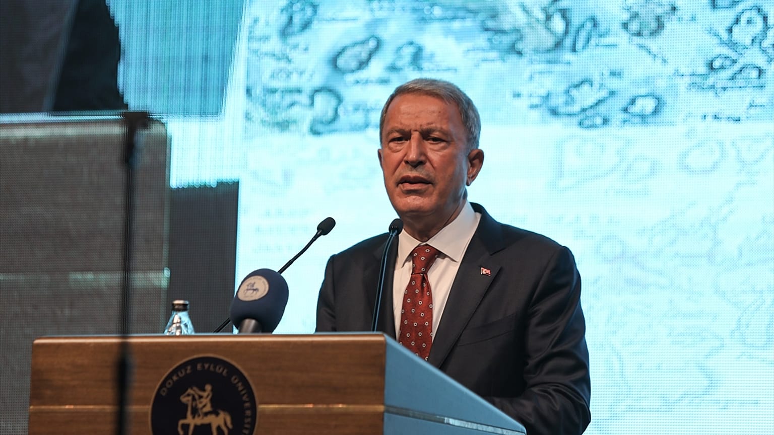 Savunma Bakanı Hulusi Akar 