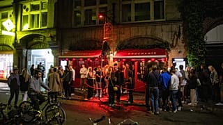 Éjszakai élet Koppenhágában: most már védettségi kártya sem kell a diszkóba