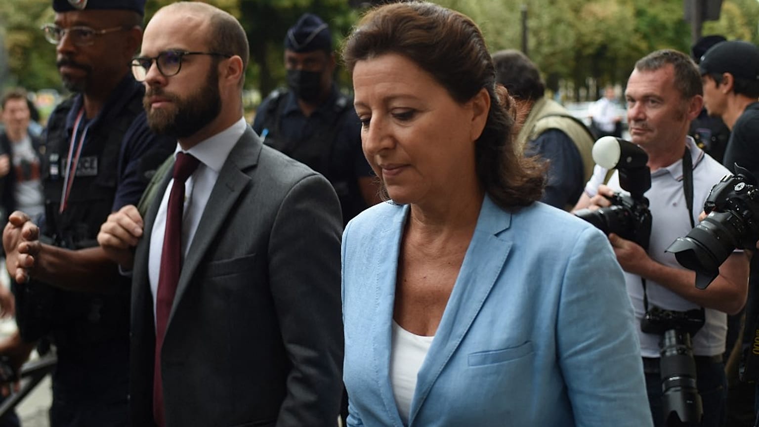 Agnès Buzyn, ce vendredi, à son arrivée à la Cour de justice de la République