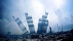 Les décombres des tours jumelles, le 11 septembre 2001