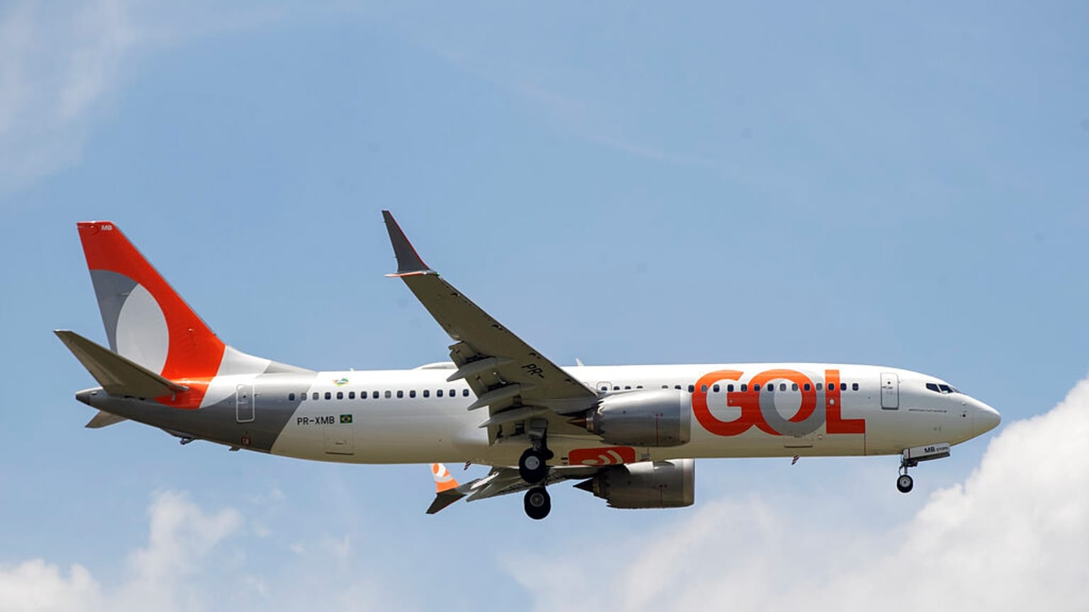 Gol havayollarına ait Boeing 737 yolcu uçağı