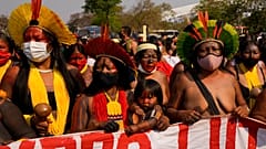 Mulheres indígenas em protesto contra Bolsonaro