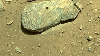  Persevarence, Mars'tan kaya örneği topladı  