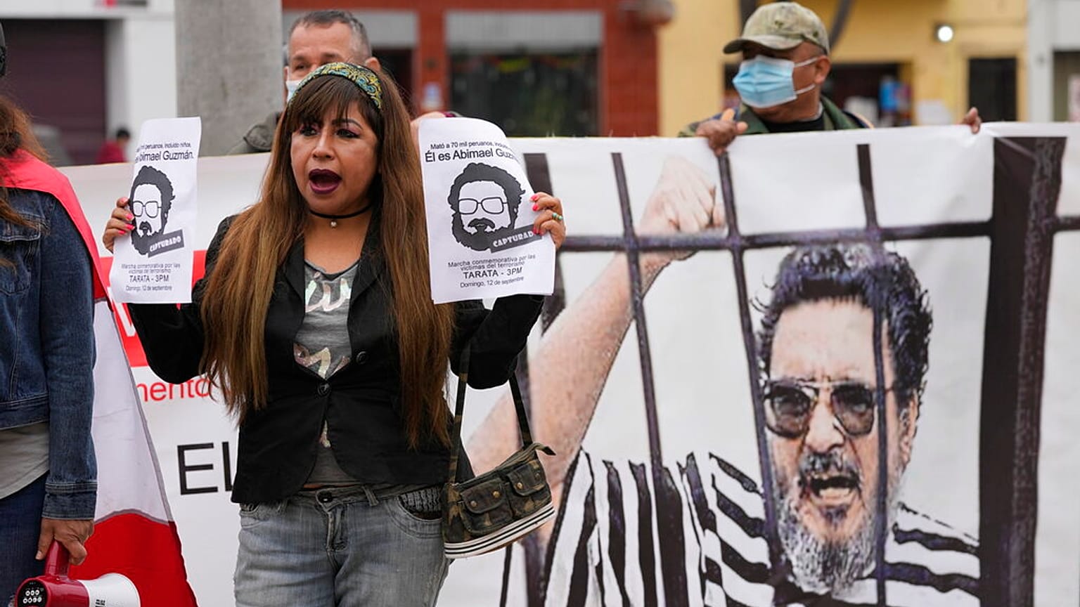 Manifestación contra el terrorismo tras la muerte de Guzmán
