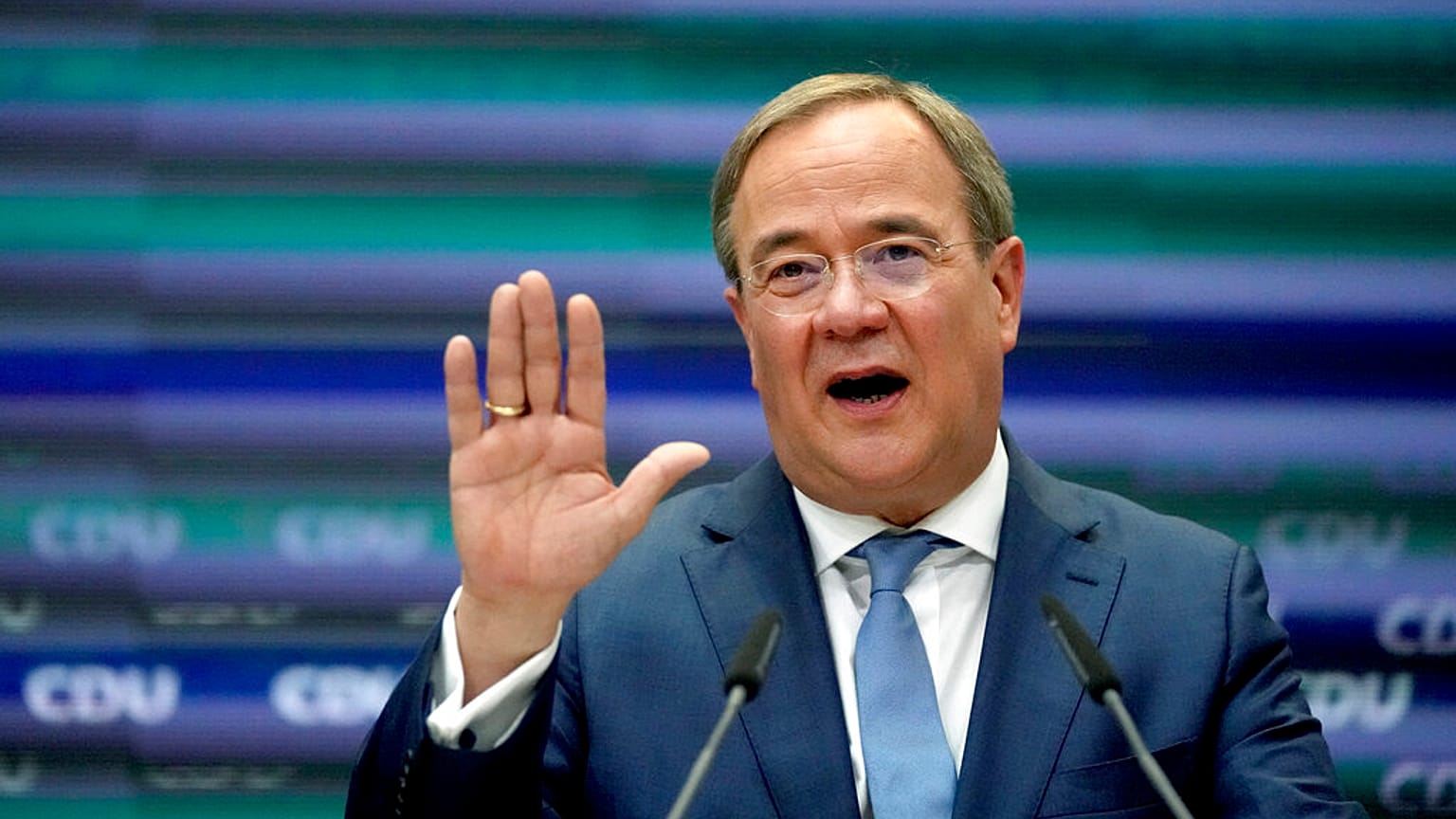 CDU-Kanzlerkandidat Armin Laschet stellt in Berlin sein "Sofortprogramm" vor