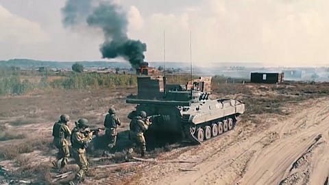 Rusya ve Belarus ortak askeri tatbikatı, iki ülkeden 200 bine yakın askerin katılımıyla sürüyor