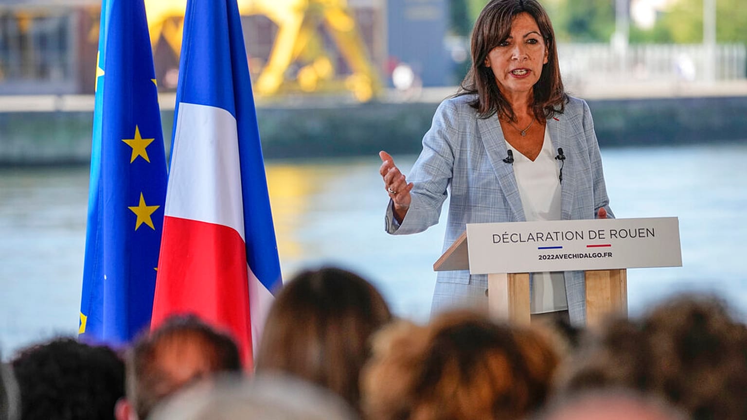La alcaldesa de París y candidata a la presidencia de Francia, Anne Hidalgo
