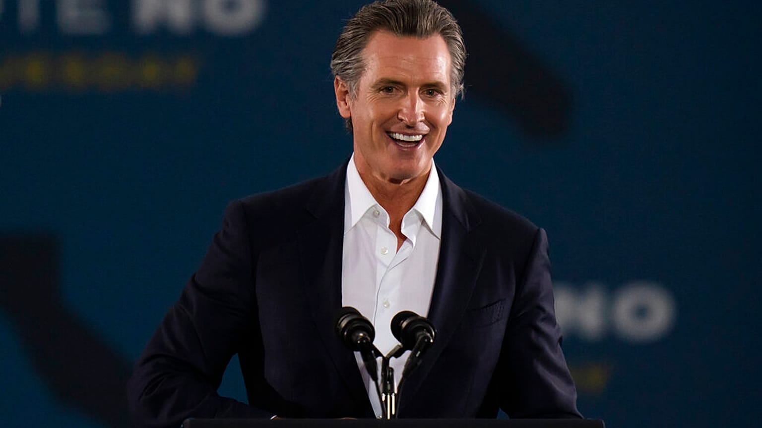 Gavin Newsom en su acto de campaña de este lunes 13 de septiembre