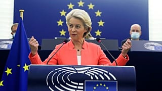 Ursula von der Leyen beszéde közben az Európai Parlamentben