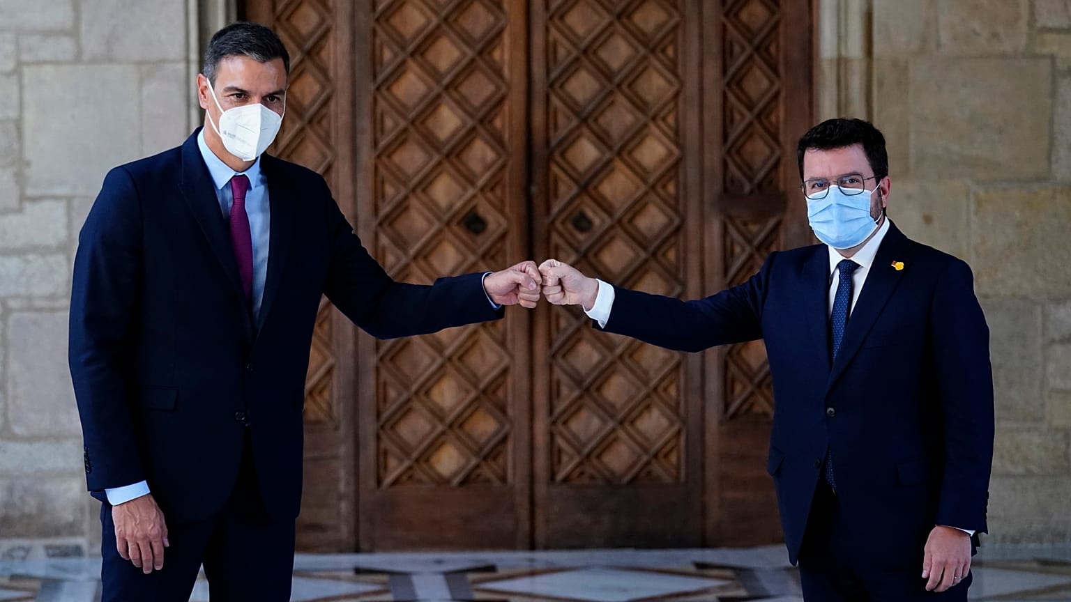 Spanish Prime Minister Pedro Sanchez and Catalonian regional president Pere Aragonès met in Barcelona.