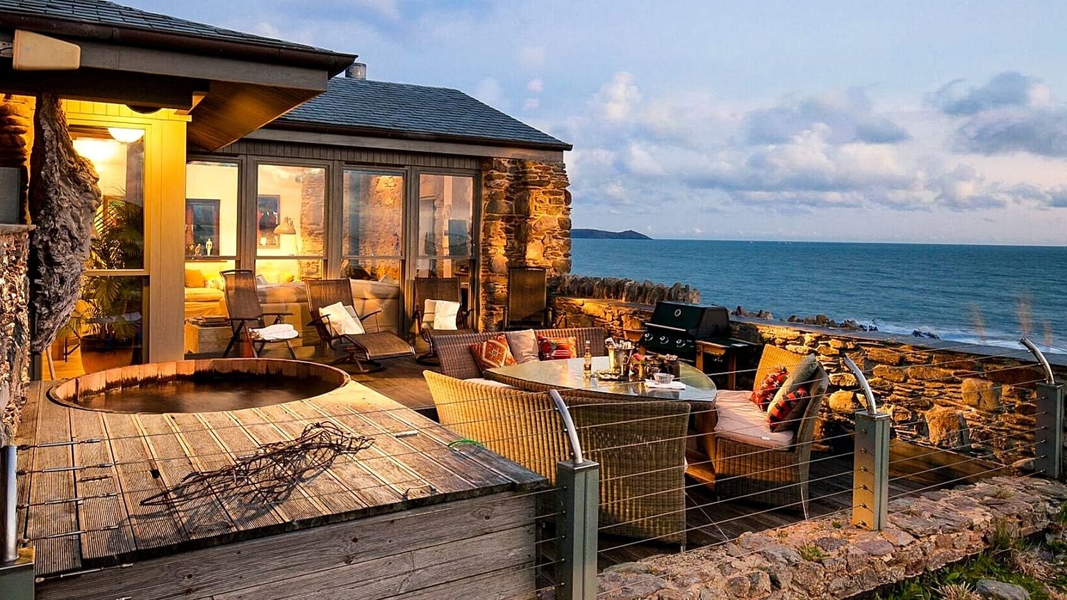 Home rental websites are overhauling their system to accommodate post-lockdown demand