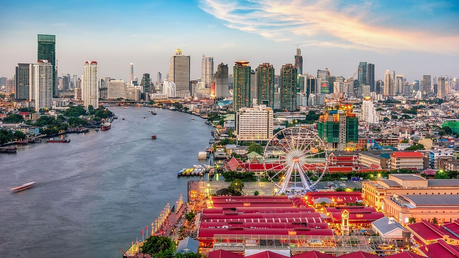International travellers are now able to visit Bangkok without having to quarantine. 