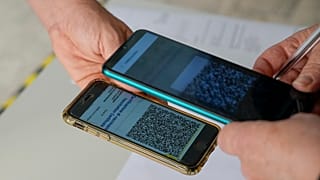 Проверка санитарного пропуска в Риме 13 сентября 2021