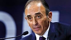 الكاتب والسياسي والصحفي الفرنسي إريك زمور يتحدث في مؤتمر اليمين، في باريس، السبت 28 سبتمبر 2019.