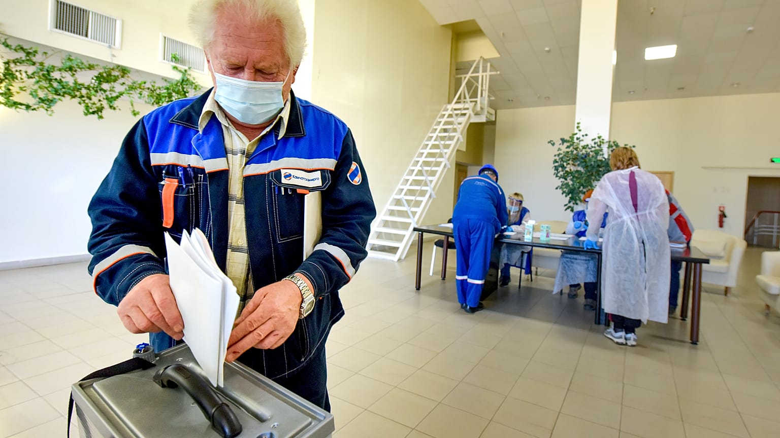 Russia all'Ue: "Non interferite nelle nostre elezioni"