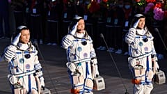 Китайские тайконавты вернулись на Землю