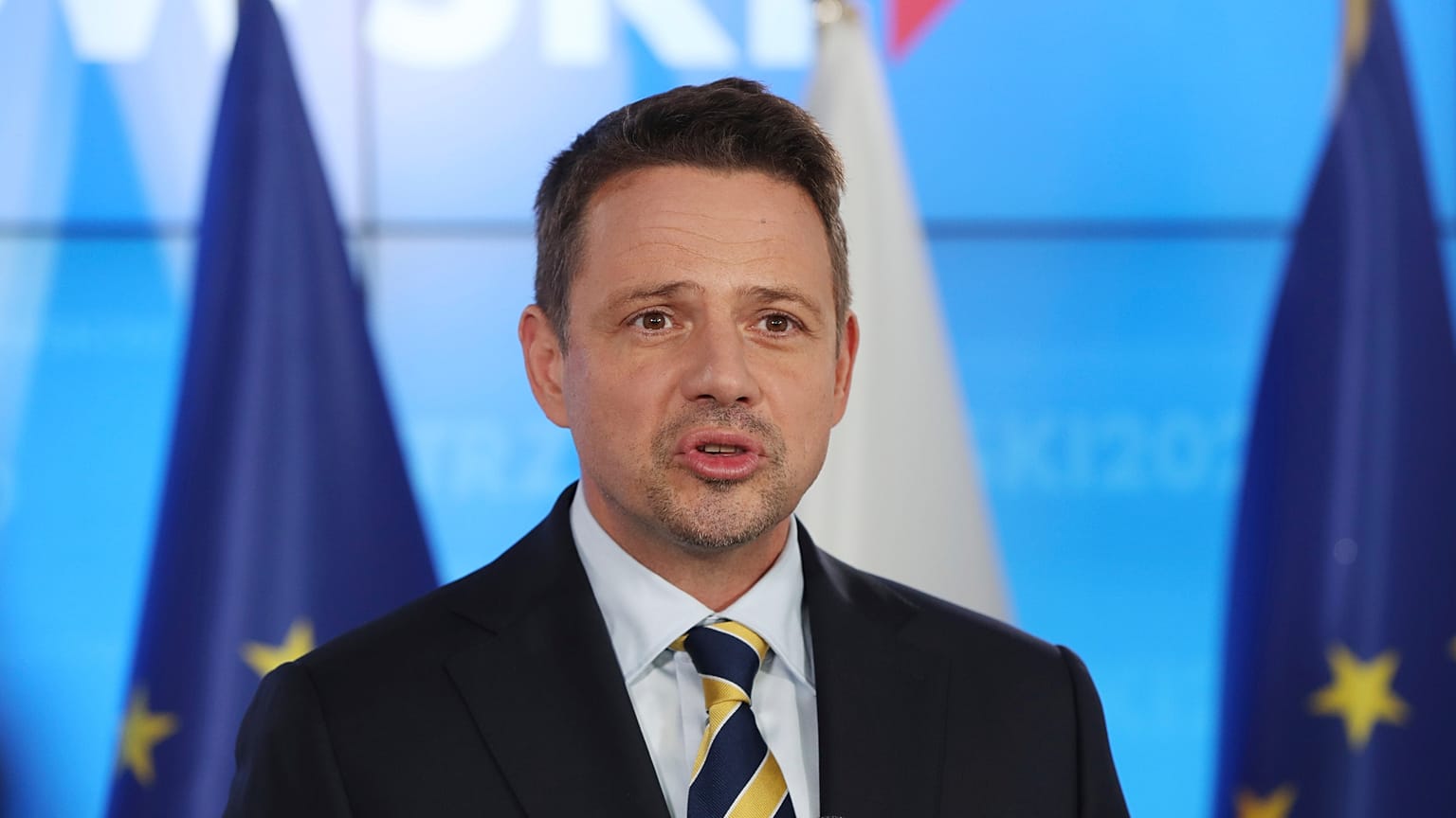 Rafal Trzaskowski elismeri vereségét a lengyel elnökválasztáson 2020. július 13-án