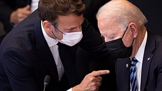Fransa Cumhurbaşkanı Emmanuel Macron ve ABD Başkanı Joe Biden