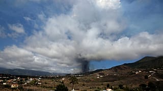 La Palma Adası’nda volkan patlaması alarmı