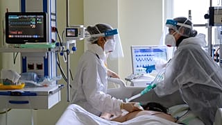 Május vége óta nem szorultak ilyen sokan kórházi ápolásra